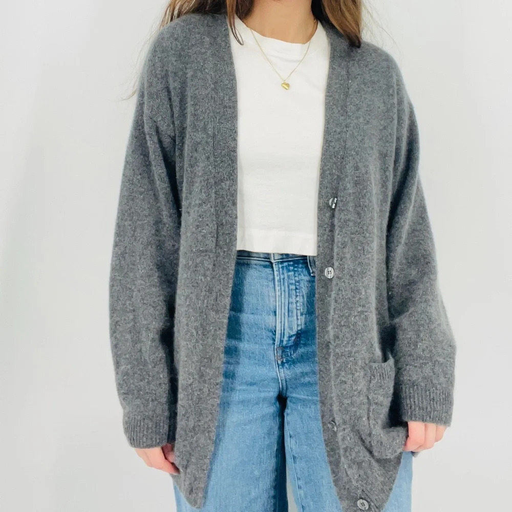 SOLD vintage lambswool angora rabbit hair blend button down cardigan sweater - Picture 2 of 5